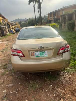 A picture of 2010 Toyota camry