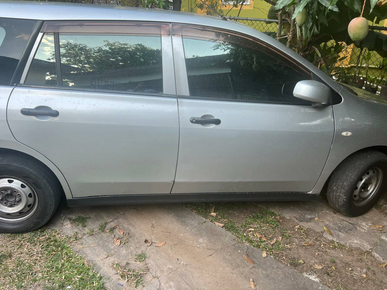 nissan ad wagon