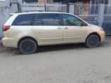 A picture of Registered 2006 Toyota Sienna LE