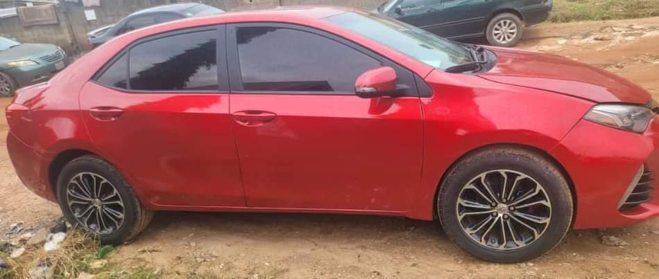 A picture of Toyota Corolla 2014 upgraded to 2017