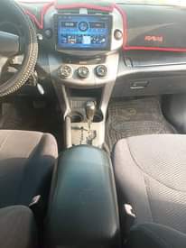 A picture of EXTREMELY SHARP 2007 RAV4 WITH UNTAMPARED ENGINE AND GEAR GOING