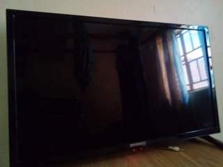 A picture of SAYONAPPS digital TV 24inch plus Saach DVD on a quick