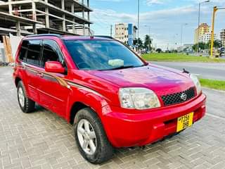 A picture of Nisan xtrail zinauzwa