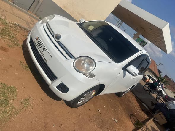A picture of Toyota Sienta 20 5m Ugx