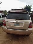 A picture of Toyota highlander 3 seater