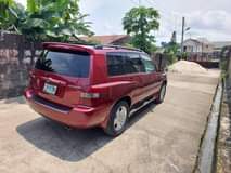 A picture of 2005 model toyota Highlander LIMITED EDITION for sale very sound