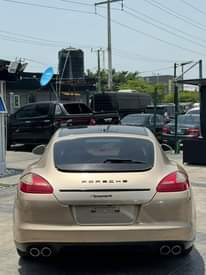 A picture of Porsche Panamera