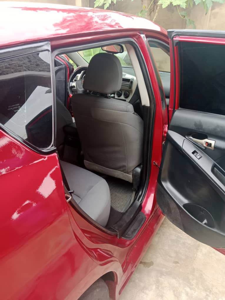 A picture of Extremely Clean pontiac vibe 2009