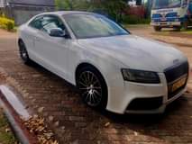 classifieds/cars audi