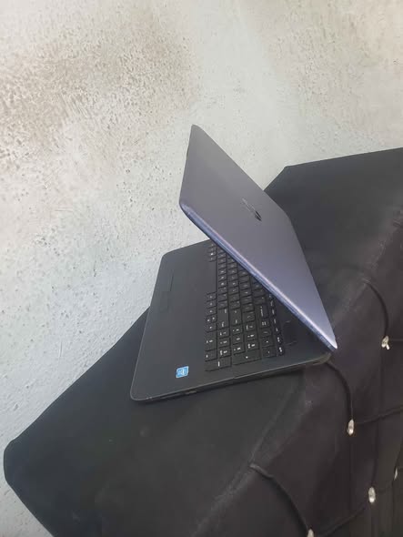 A picture of Hp 250 notebook pc Intel celeron 4gb Ram 320HDD Windows