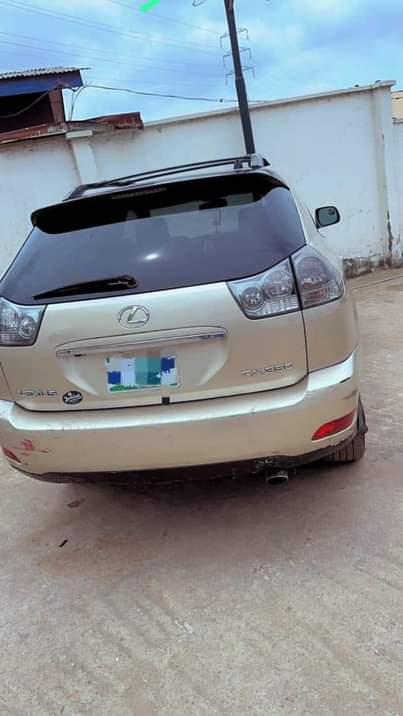 A picture of FAST DEAL DESTRESS SALE LEXUS RX 350 Model 2008 Catalyst