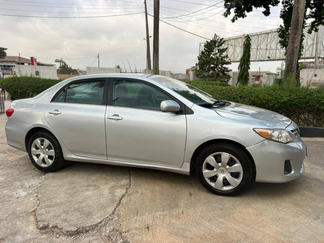 A picture of Toyota Corolla 2013