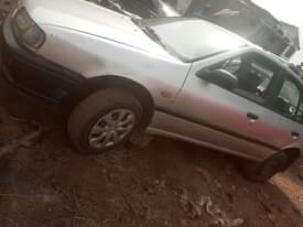 A picture of Nissan primeria salon