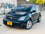 A picture of TOYOTA IST