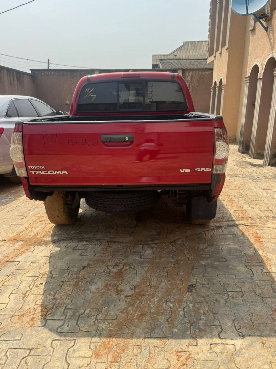 A picture of 2010 Toyota Tacoma Tokunbo