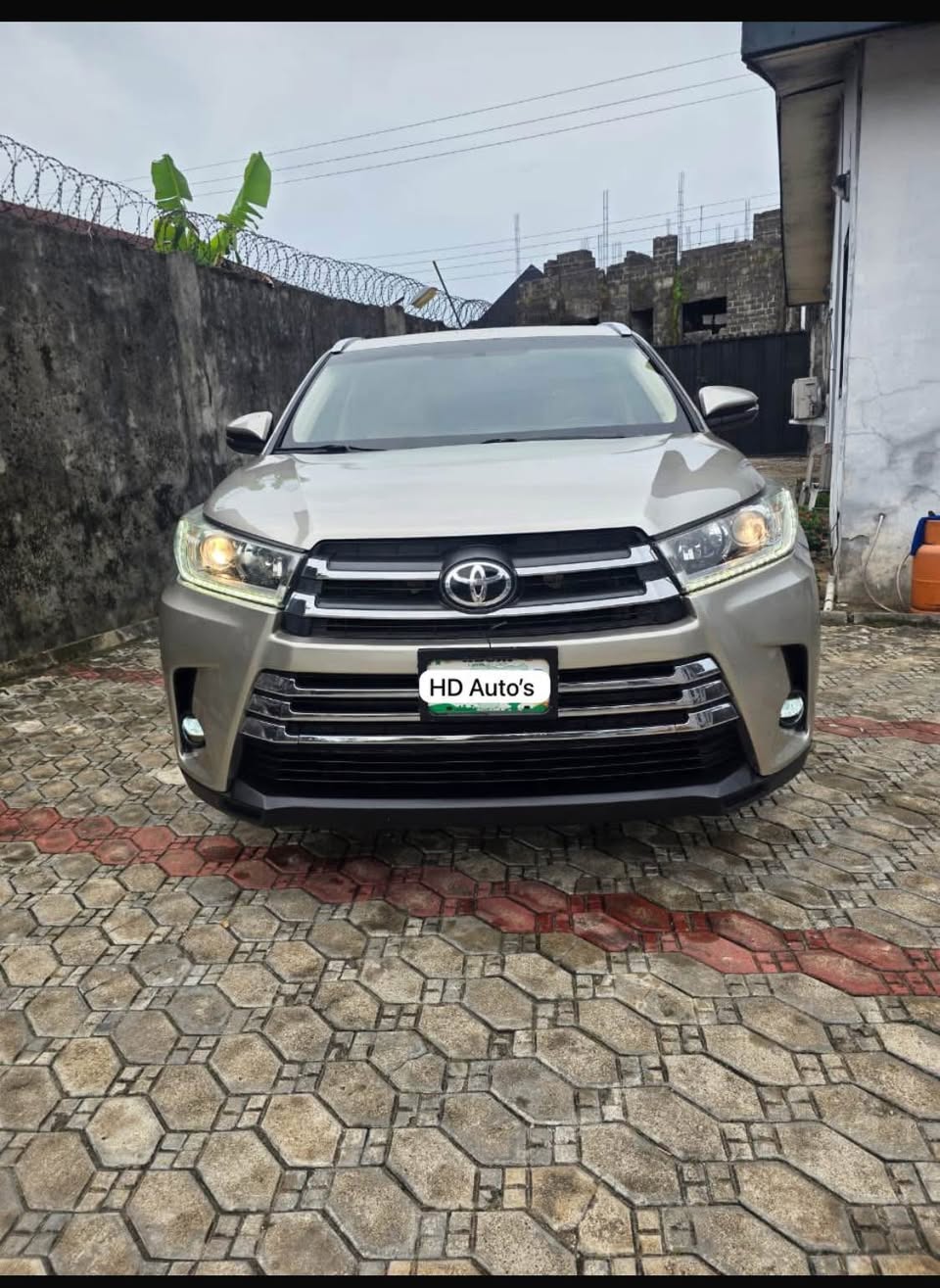 A picture of 2015 Highlander
