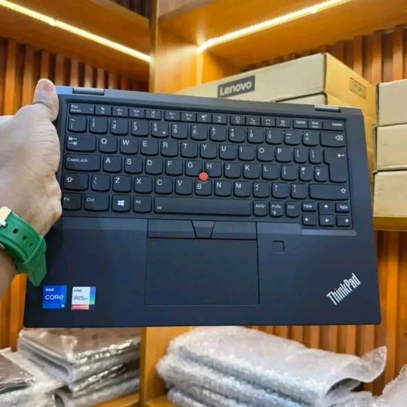 A picture of LENOVO L13 YOGA 2nd GENERATION