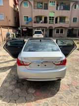 A picture of Hyundai sonata