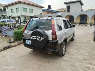 A picture of Honda CR V