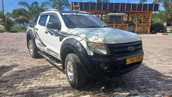 A picture of FORD RANGER. 28M ipo mwanza Simu 0759 355 914. KAMA