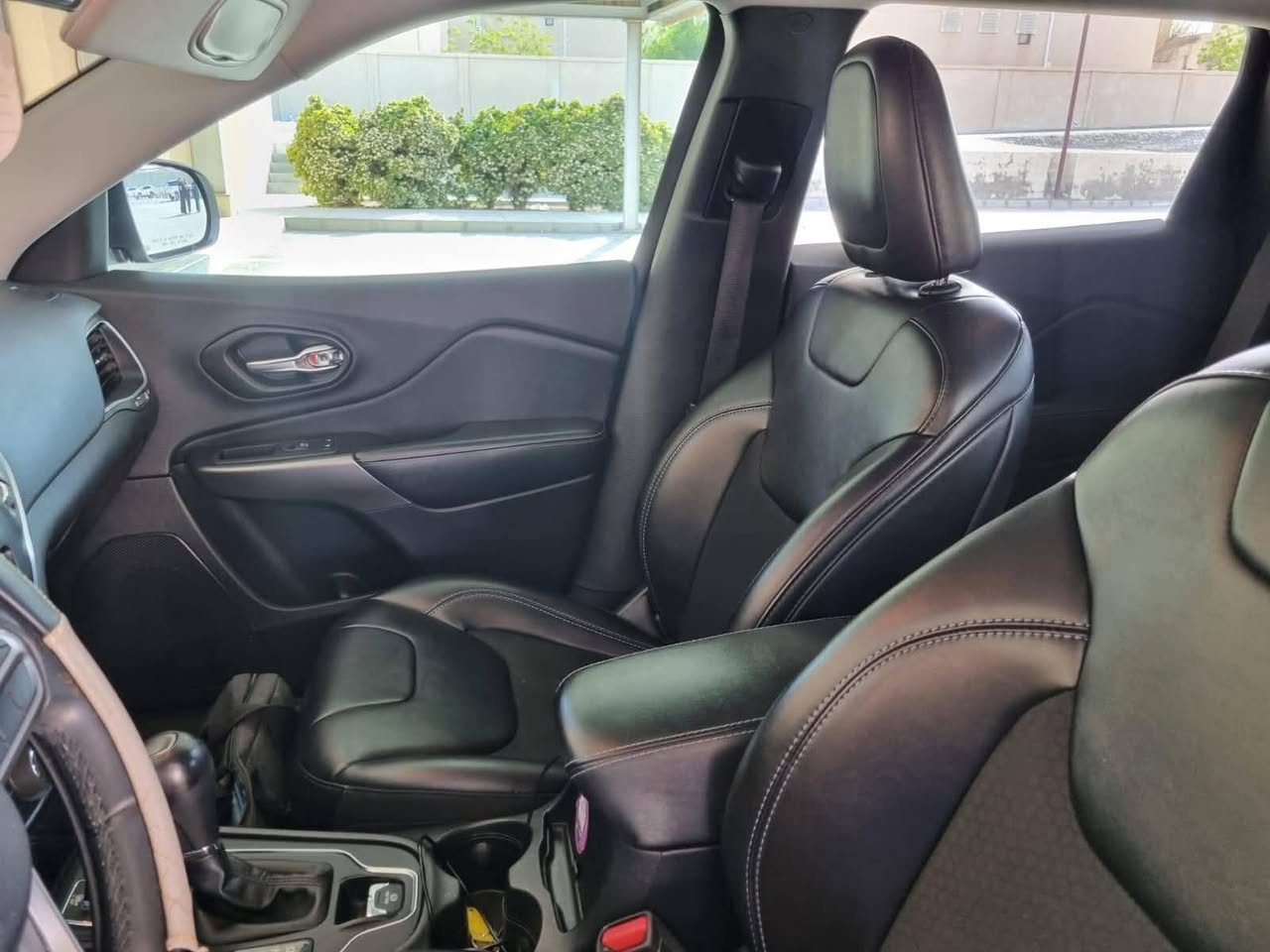 A picture of 2019 Jeep Cherokee jeep cherokee