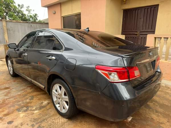 A picture of Registered Lexus ES350 2011 2022 entry Fullest option with zero