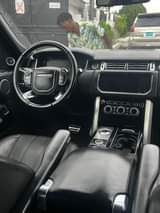 A picture of Registered first body 015 Range Rover Evogue gear and ac