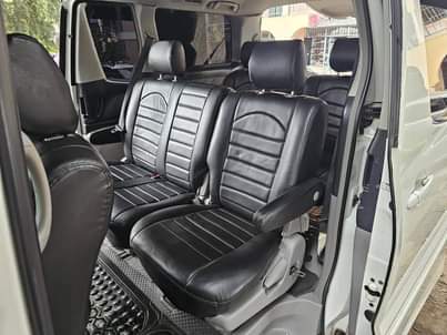A picture of Toyota Alphard