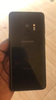 A picture of Samsung s9