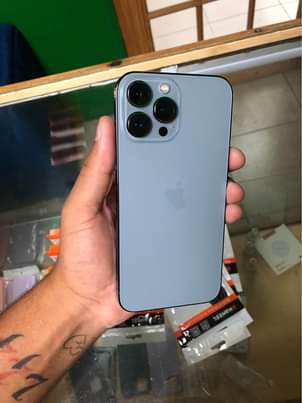 iPhone M.