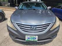 A picture of Hyundai sonata 2011