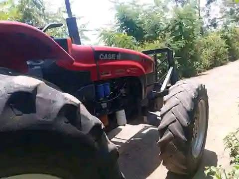 tractor