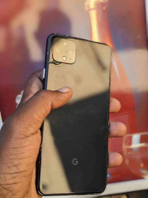 A picture of GOOGLE PIXEL 4XL IMENYOOKA XAN INA CRECK KWENYE MFUNIKO BEI