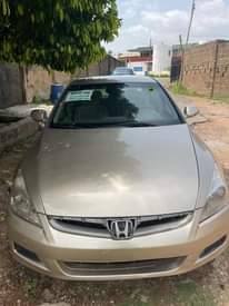 A picture of Honda Accord discussion for a sale serious buyer