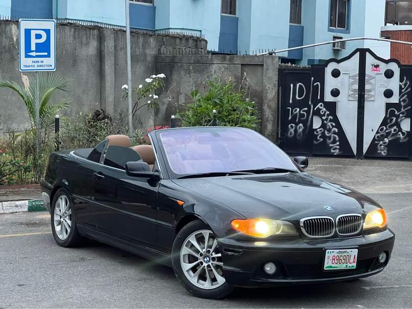 A picture of BMW 330CI Cabriolet