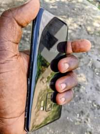 A picture of SAMSUNG S9