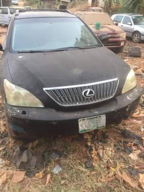 A picture of Dealer s market Rx330 First body Engine Gear and AC