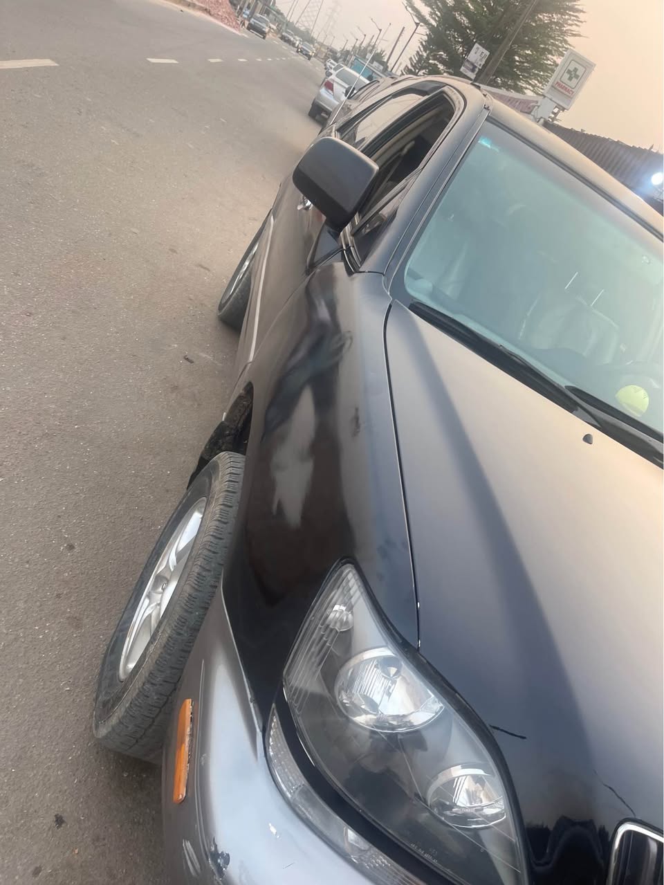 A picture of Sharp Lexus Rx300 2001 model I have inspected and driven
