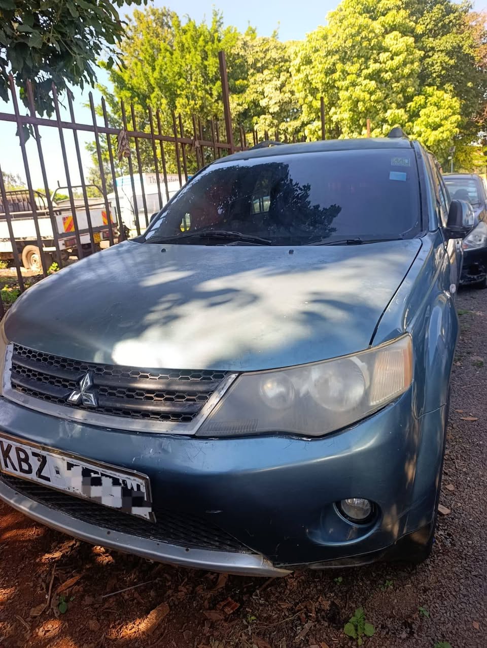 mitsubishi outlander