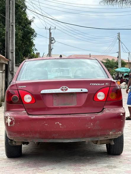 A picture of Toyota Corolla 2004 model