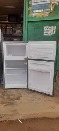 A picture of 130L capacity Hisense double door fridge on the sale