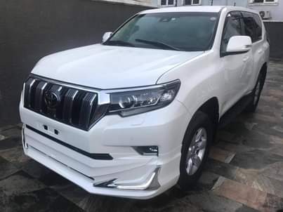 A picture of 2020 2020 Toyota Prado 4plugs 2020 TX