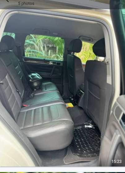 A picture of 2009 Toureg v6 2009