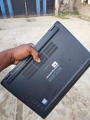 A picture of Dell latitude 5280