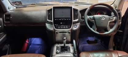 A picture of Make Toyota Brand Landcruiser VDJ200R Year 2016 Color Black Engine