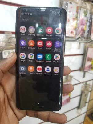 A picture of SAMSUNG GALAXY S9 AT 260000.