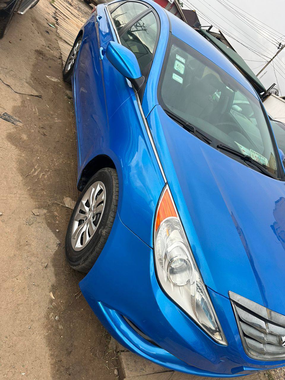A picture of 2011 Hyundai sonata Automatic Key entry Silent Engine 6m lagos