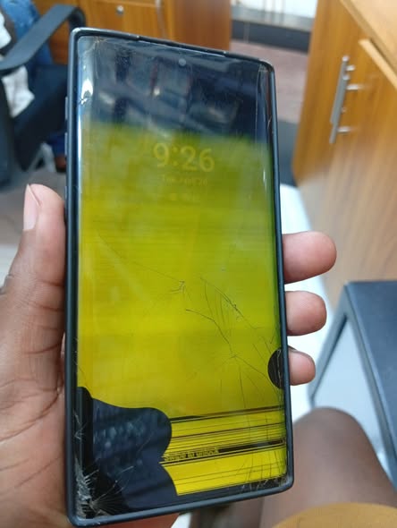 A picture of Buying all faulty Samsung phones note mostly s and note