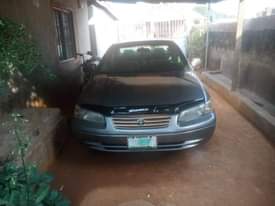 A picture of TOYOTA CAMRY