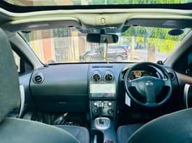 A picture of NISSAN DUALIS